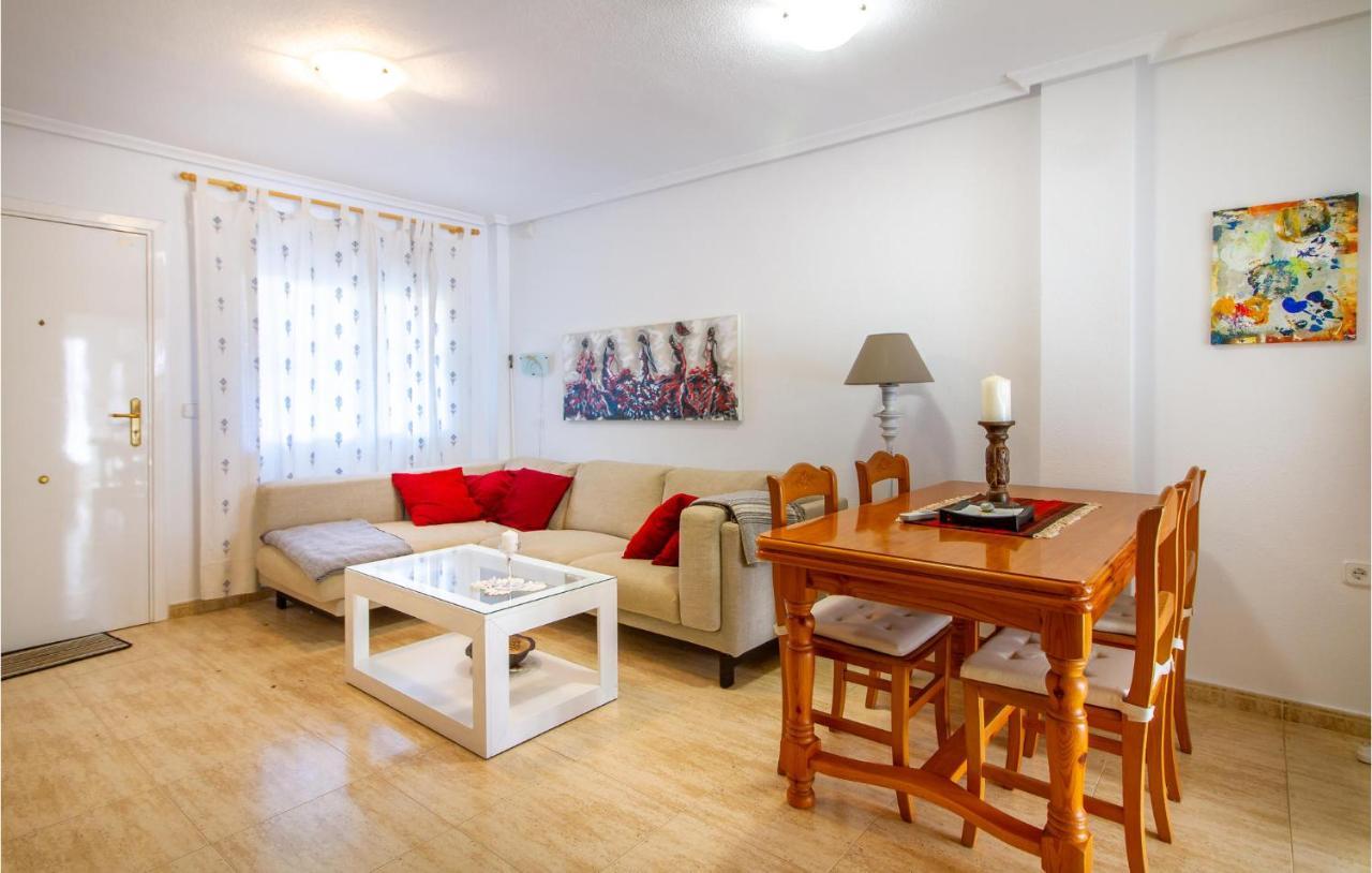 4 Bedroom Cozy Home In Pilar De La Horadada Bagian luar foto