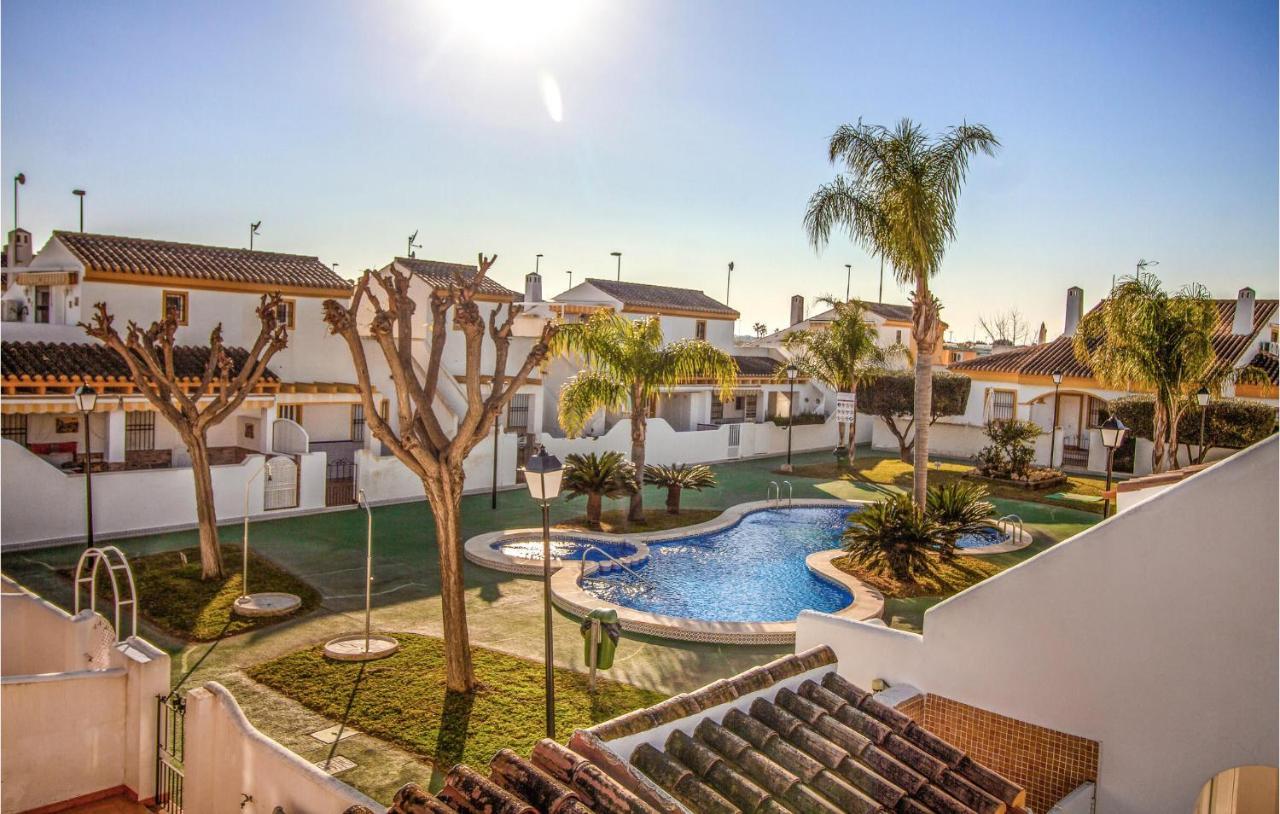 4 Bedroom Cozy Home In Pilar De La Horadada Bagian luar foto